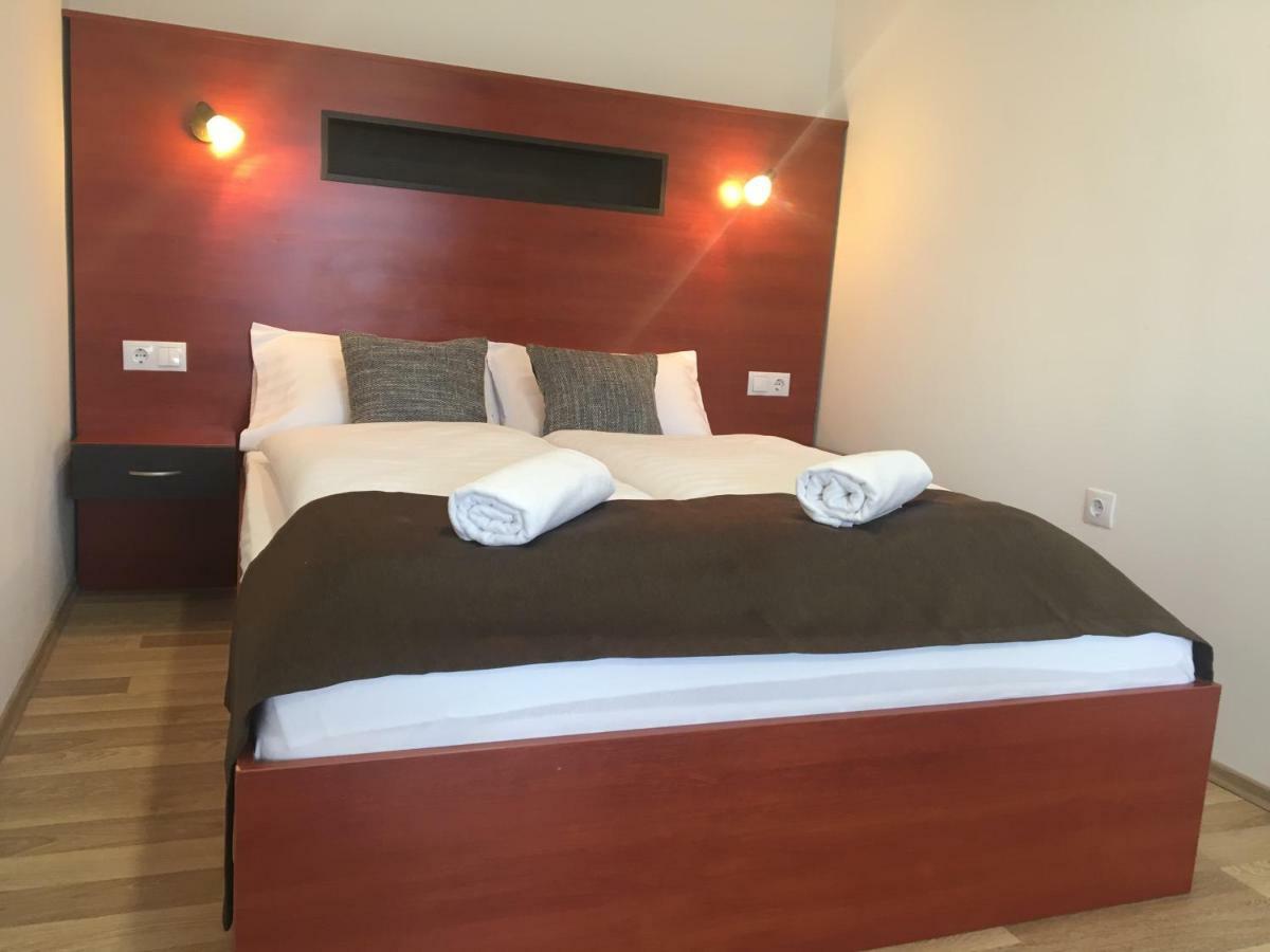 F&M Apartman Эгер Экстерьер фото