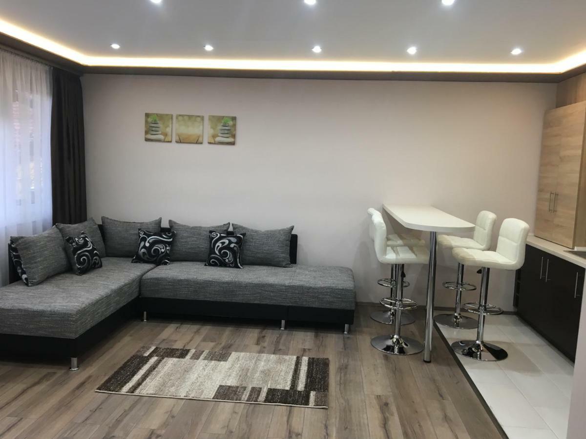 F&M Apartman Эгер Экстерьер фото